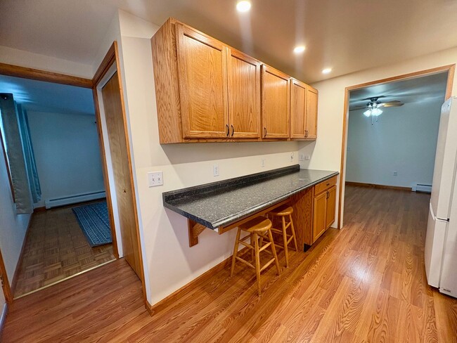 Building Photo - 3 Bedroom Rancher in Lebanon!