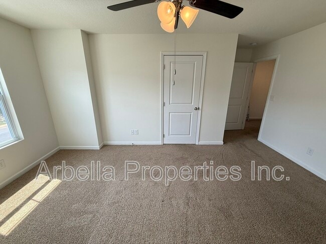 Building Photo - 30 Moon Rock Ct