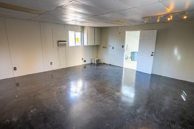 Building Photo - 20724 Palomar St