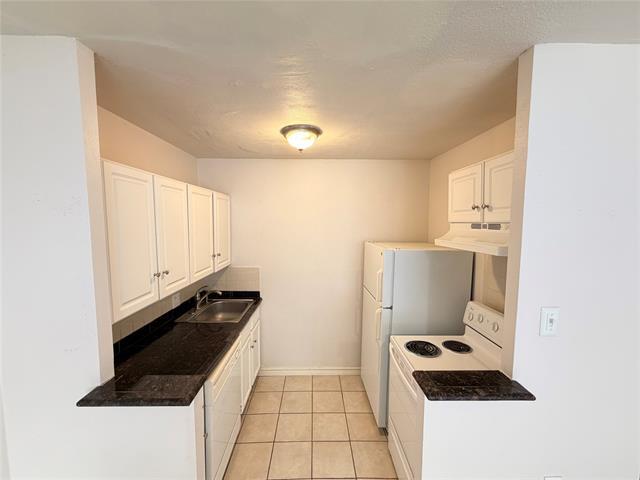 Building Photo - 4115 Douglas Ave