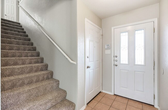 Building Photo - 12114 Mountain Pine