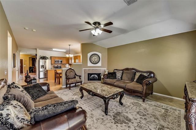 Building Photo - 1206 Periwinkle Dr