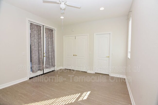 Building Photo - 23626 Applewood Pl