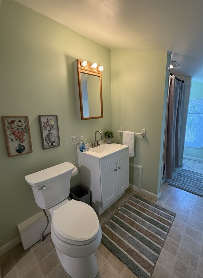 Building Photo - 115 N Water St