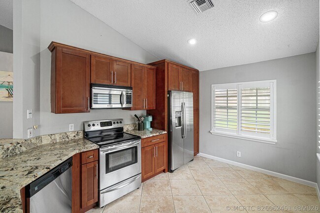 Building Photo - 3703 S Lancewood Pl