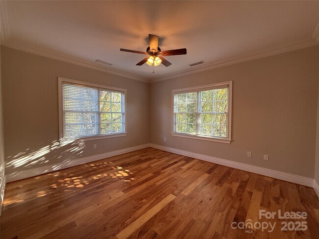 Building Photo - 21031 Catawba Ave