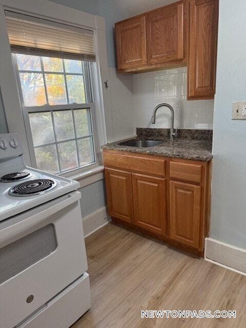 Building Photo - 256 Lowell Ave