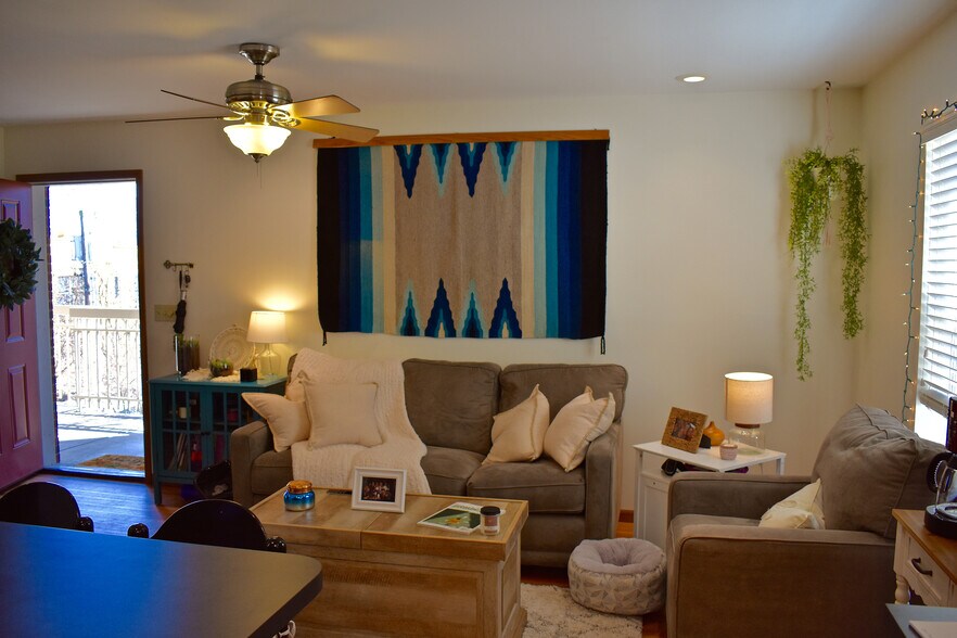 Building Photo - 620 W Lafayette St