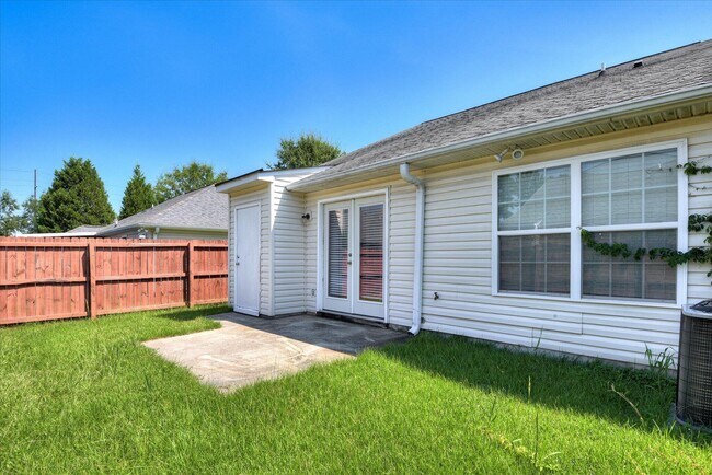 Building Photo - 131 Bevington Dr