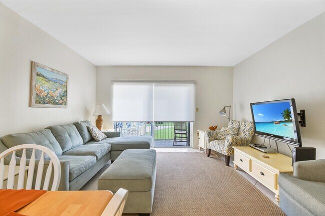 Building Photo - 5930-5A1a A1A S