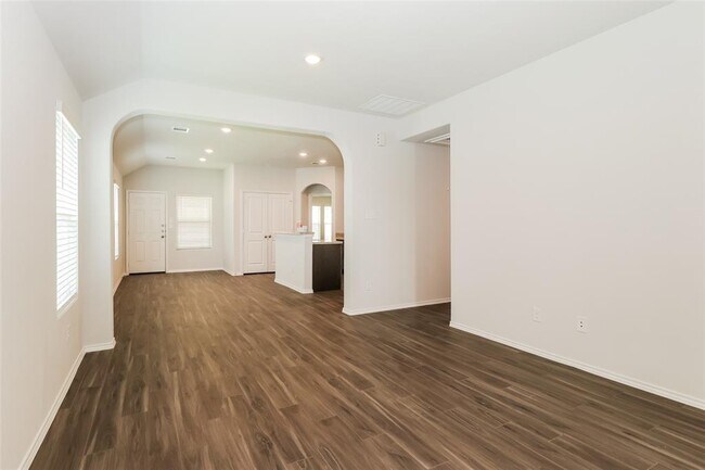 Building Photo - 2209 Onyx Ln