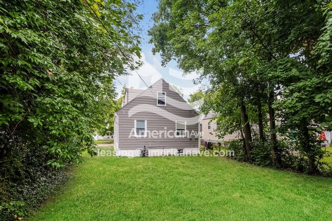 Building Photo - 4632 St Johns Ave