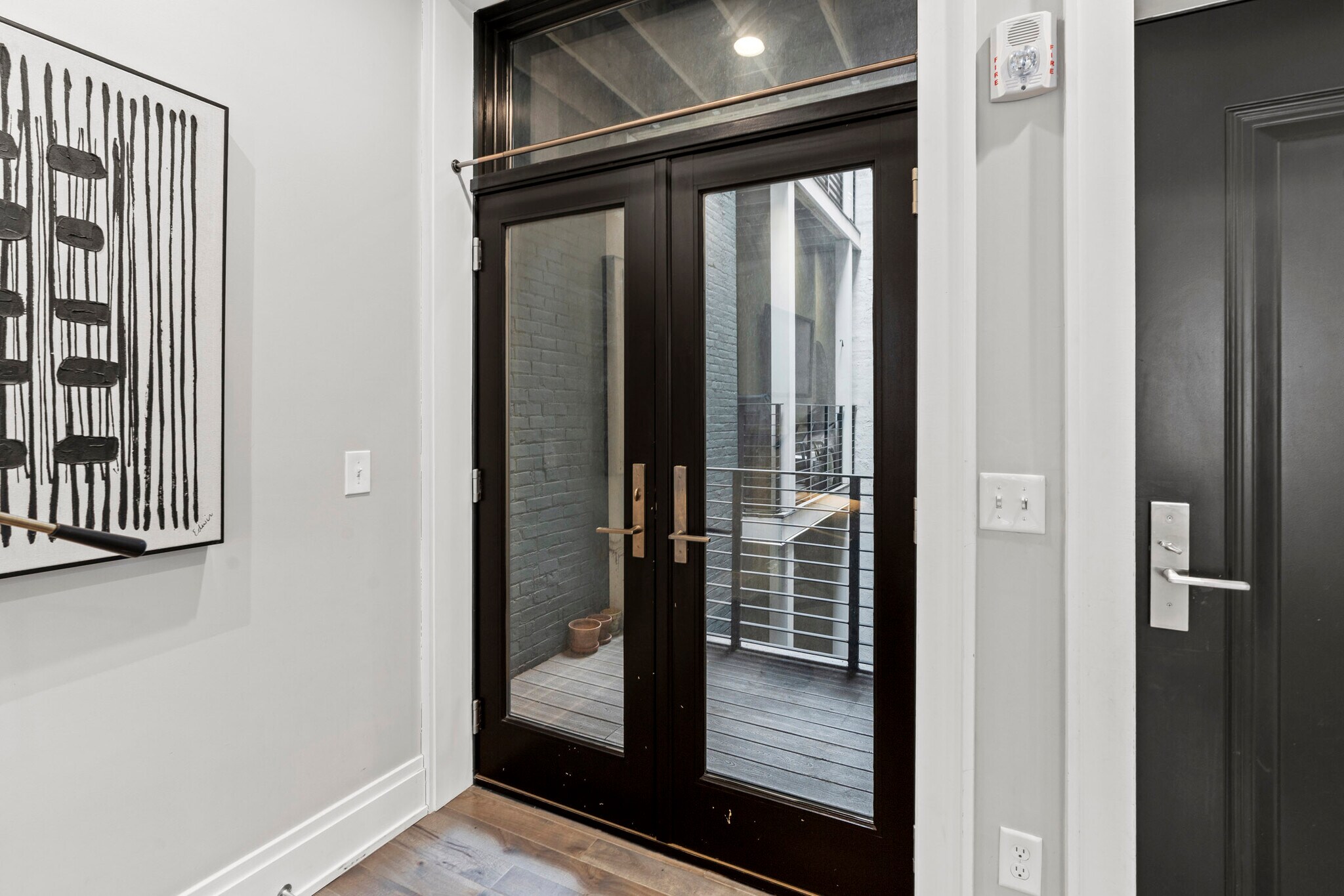 Building Photo - 1432 Elm St