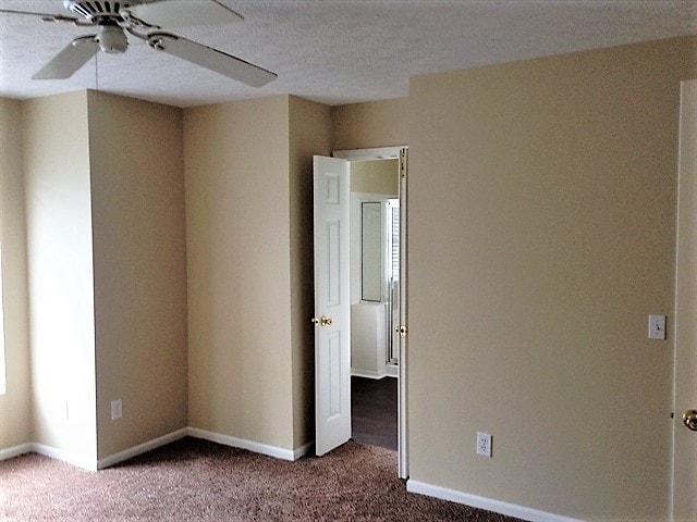 Building Photo - 1068 Valley Wood Dr