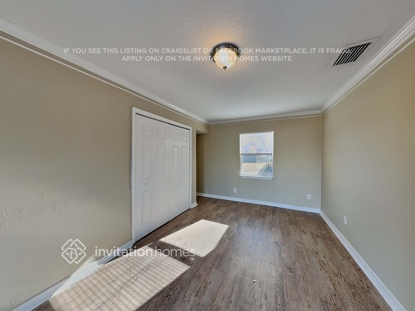 Building Photo - 2252 S Chamberlain Blvd