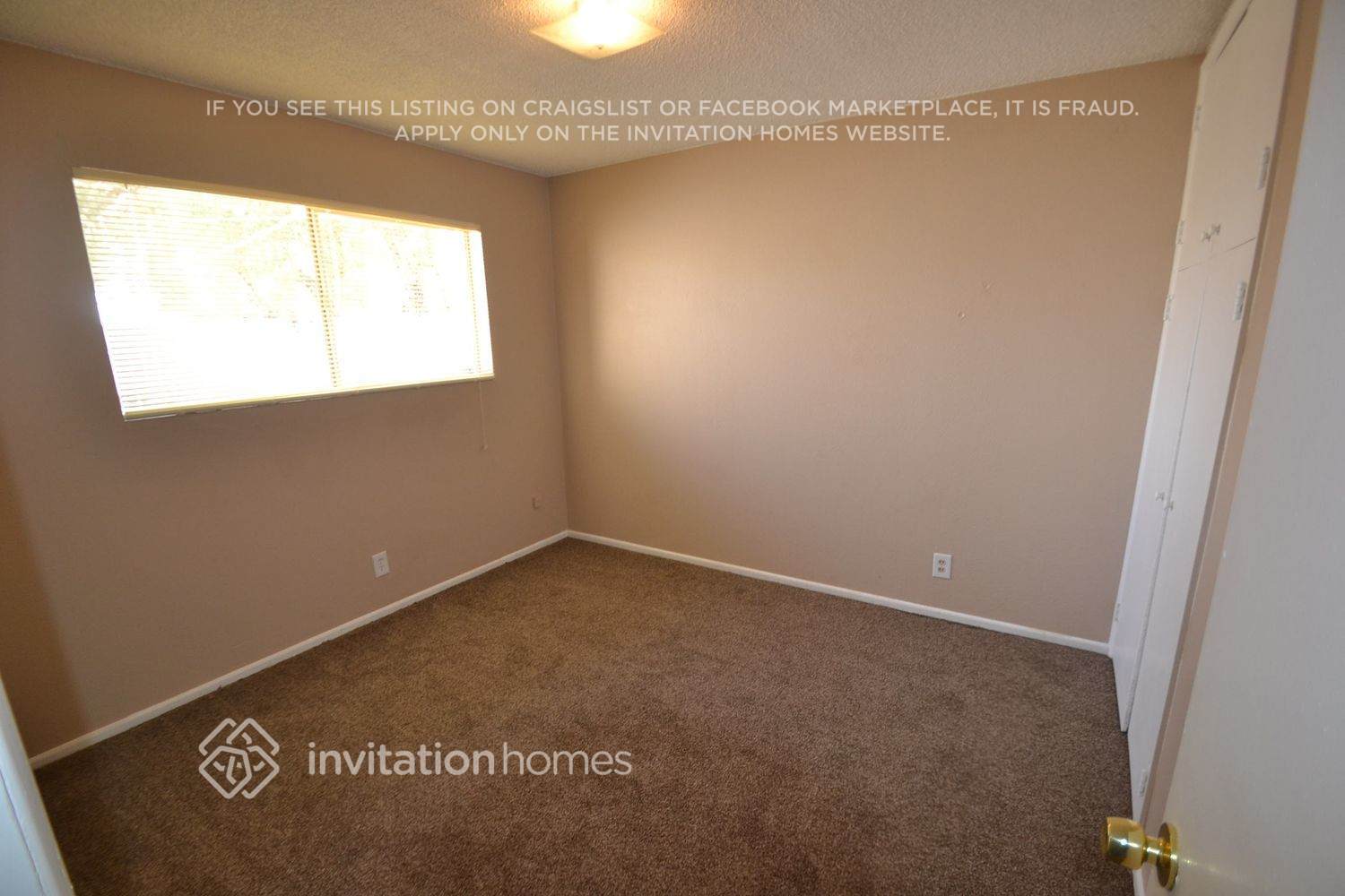 Building Photo - 3910 W Loma Ln