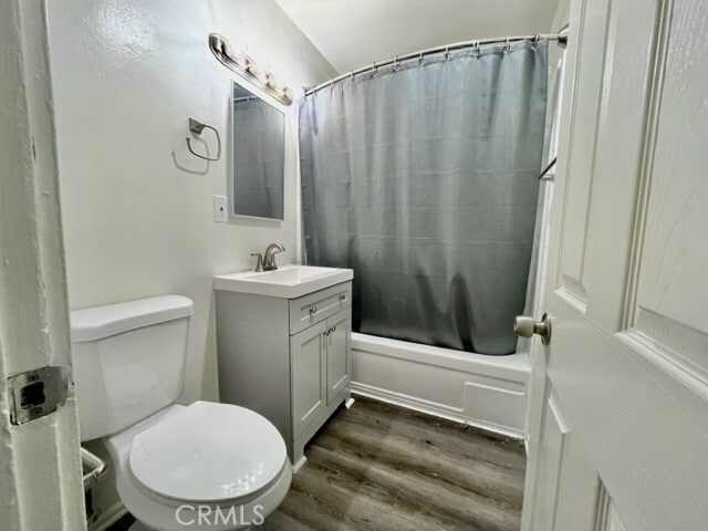 Building Photo - 685 E Vista Chino