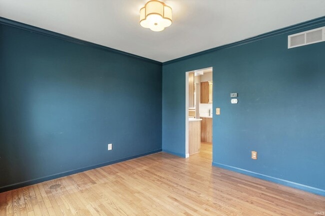 Building Photo - 51595 Harvester Dr