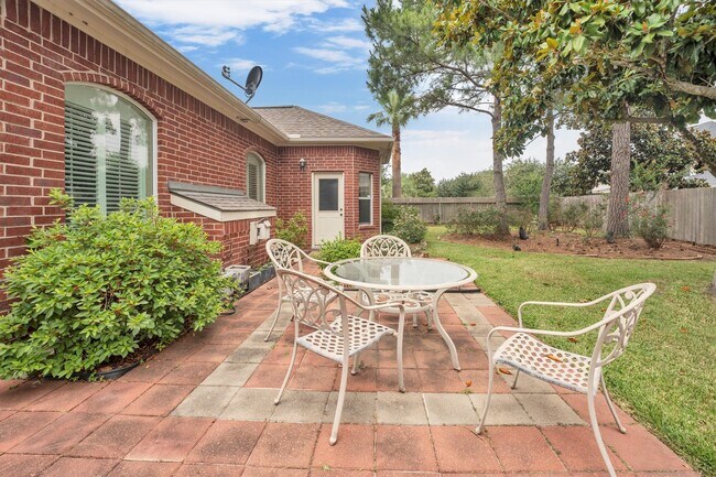 Building Photo - 2711 Sica Hollow Ln