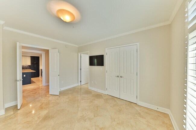 Building Photo - 404 Kelly Plantation Dr