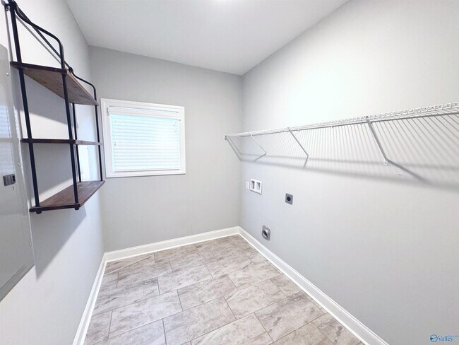 Building Photo - 118 Waxwing St