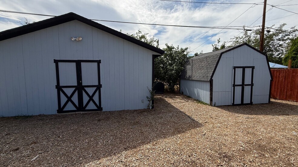 Building Photo - 2760 S 1100 E