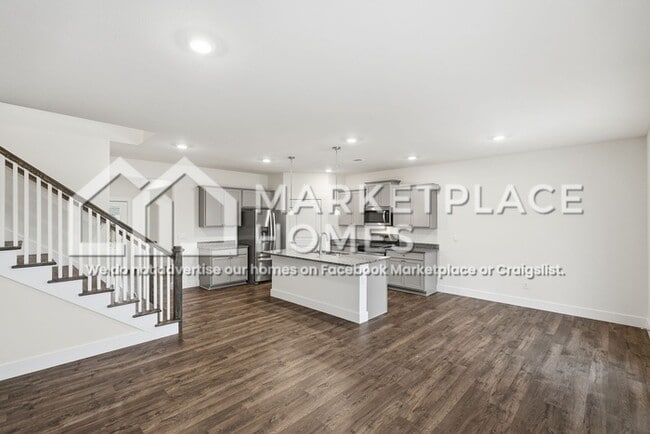 Building Photo - 8203 Watercolour Ln