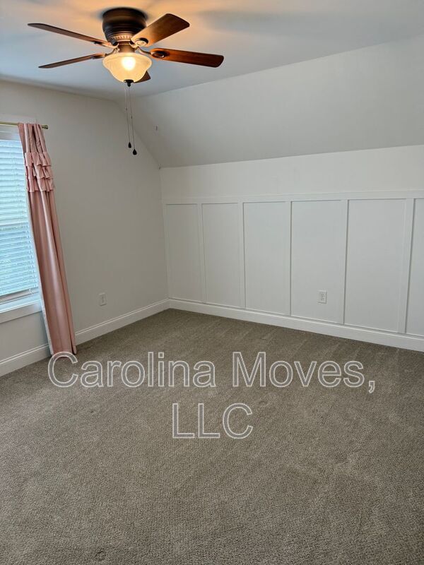 Building Photo - 29 Greenridge Dr
