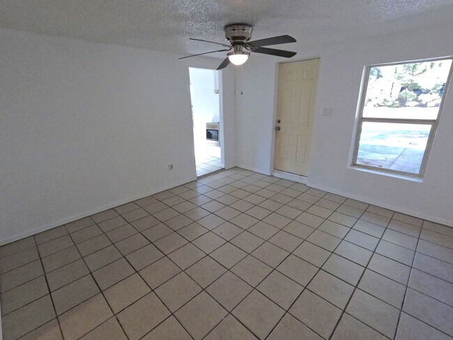 Building Photo - 1496 California