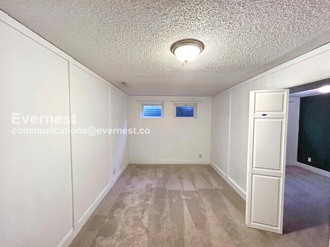 Building Photo - 3118 Squaw Valley Dr