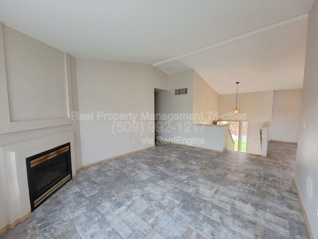 Building Photo - 2628 Scottsdale Pl