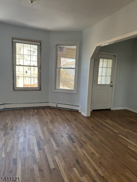 Building Photo - 590 Hawthorne Ave