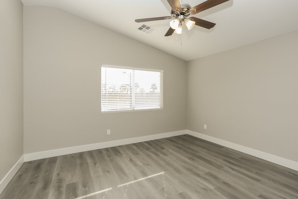 Building Photo - 8072 Farthings Hill Dr