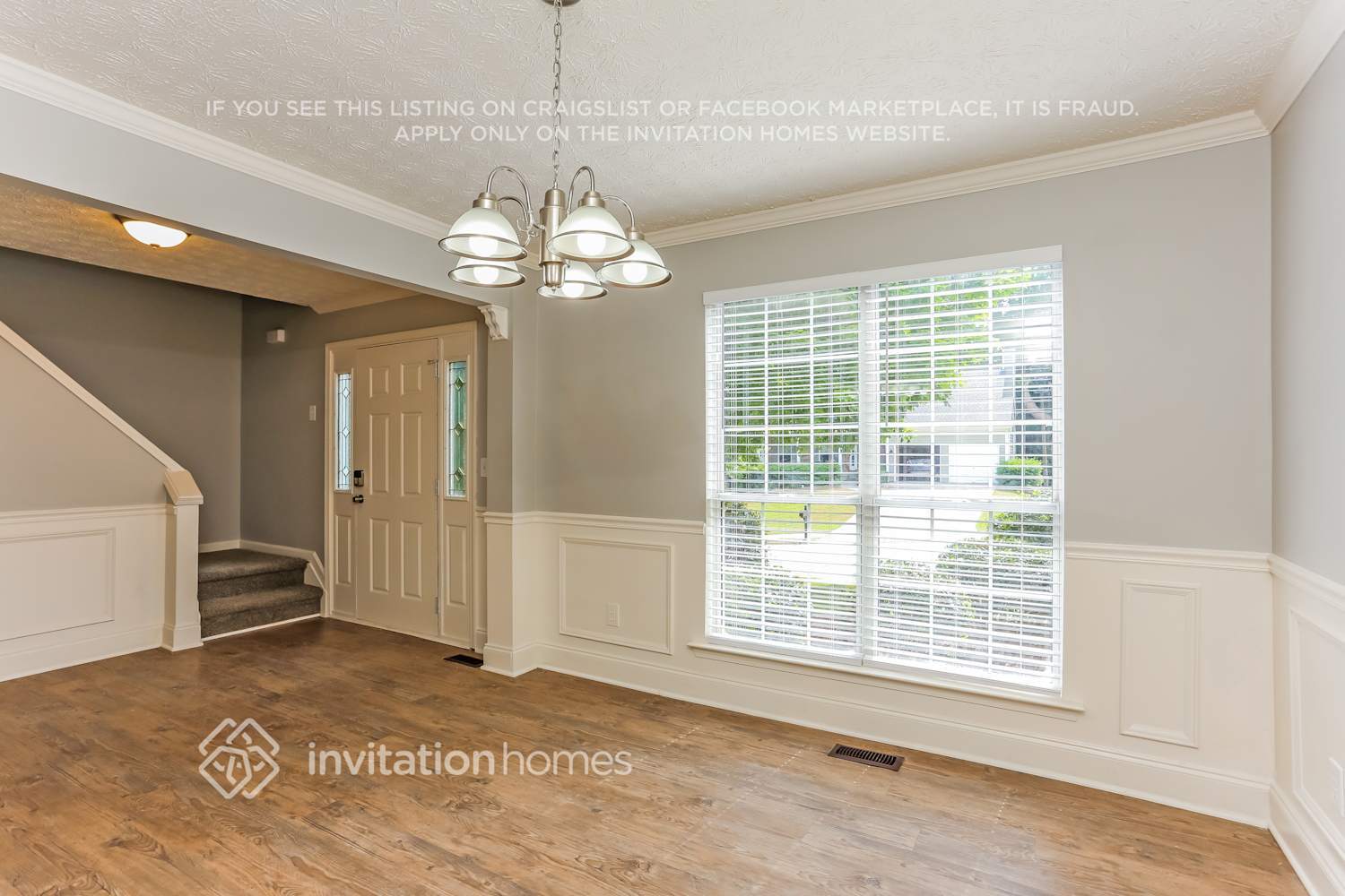 Building Photo - 3755 Oak Park Dr