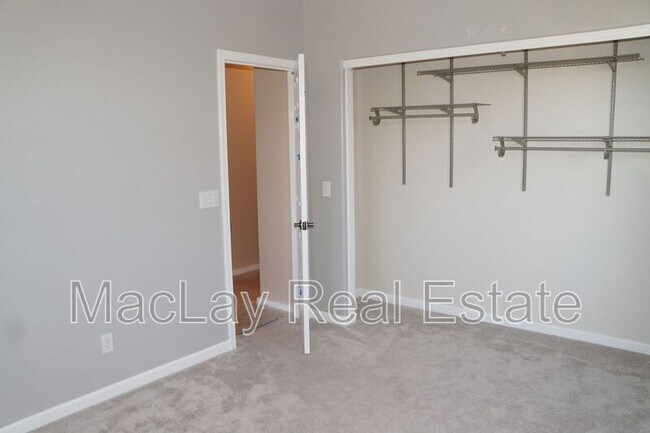 Building Photo - 3829 E Morelos St