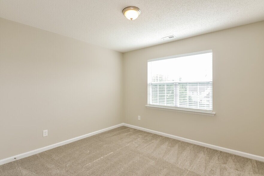 Building Photo - 601 Prickly Pear Dr