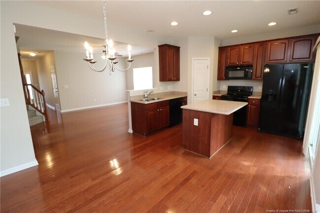 Building Photo - 110 Fanwood Ct