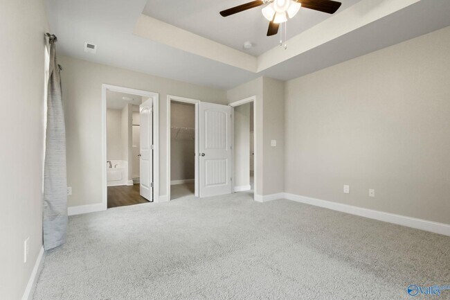 Building Photo - 122 Ardsley Dr