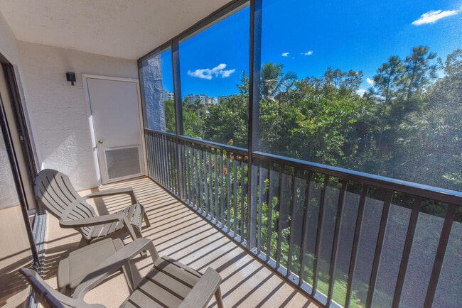 Building Photo - 1605 S US Hwy 1