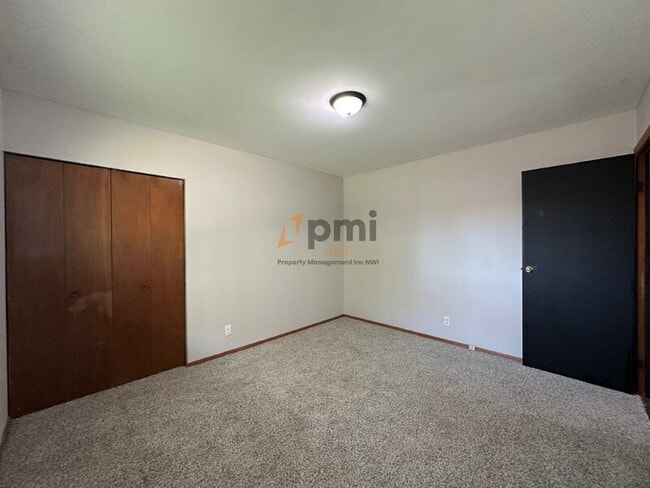 Building Photo - 3621 Windsor Rd