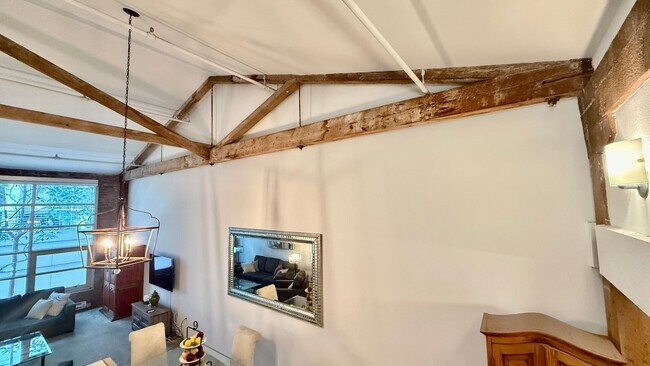 Building Photo - 12 Month Lease Term: Furnished 1BR Loft-style w/Den condo a block from The Embarcadero, Includes ...