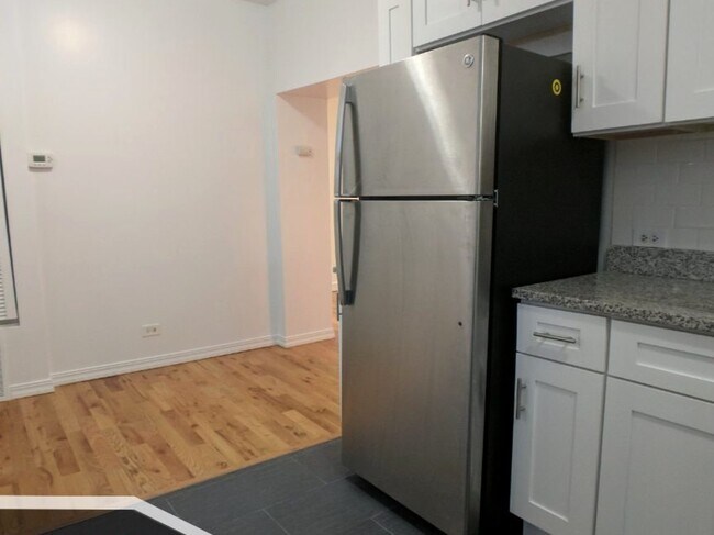 Building Photo - 2349 N Drake Ave