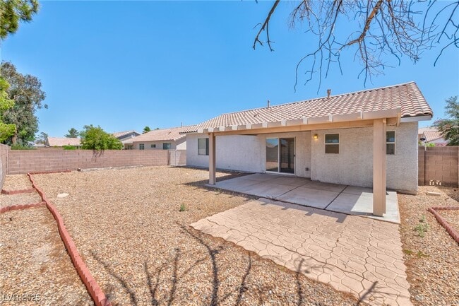 Building Photo - 1206 Sunfire Ave