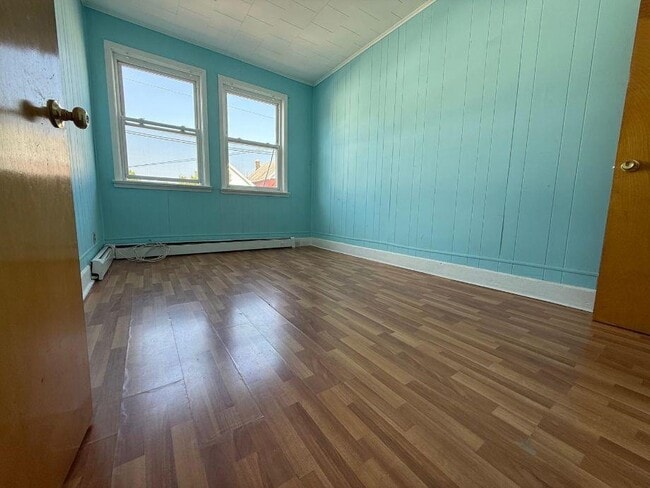 Building Photo - 152 W 27th St