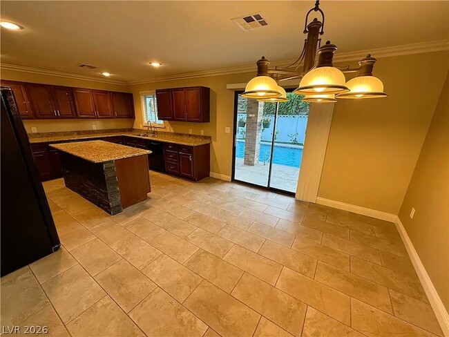 Building Photo - 3875 Hoopa Ln