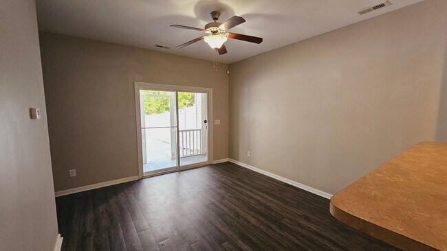 Building Photo - 2 BR 2.5 BA Carolina Forest