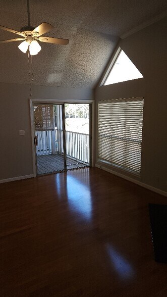 Building Photo - 2502 Cranbrook Ln