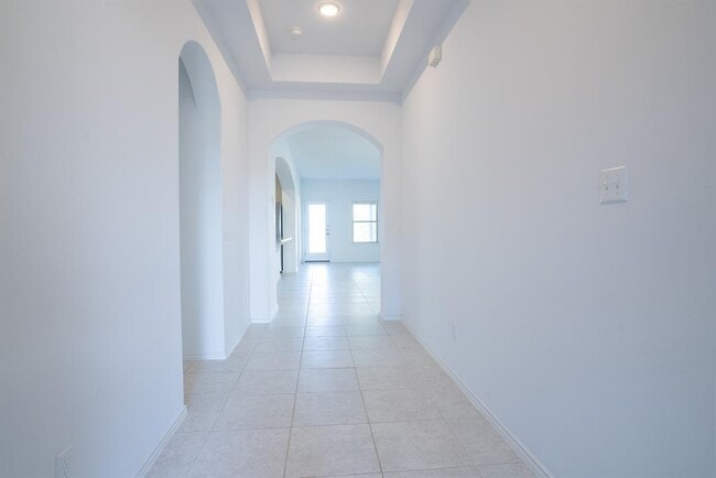 Building Photo - 345 Horsemint Way