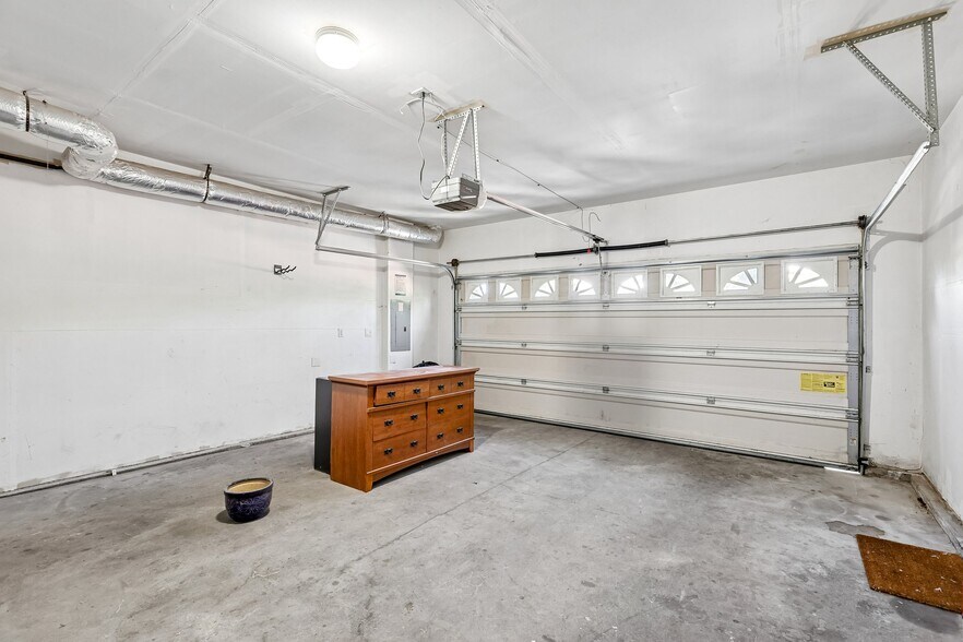 Building Photo - 22754 NE 94th Way