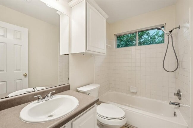 Building Photo - 11201 Canterbury Tales Ln